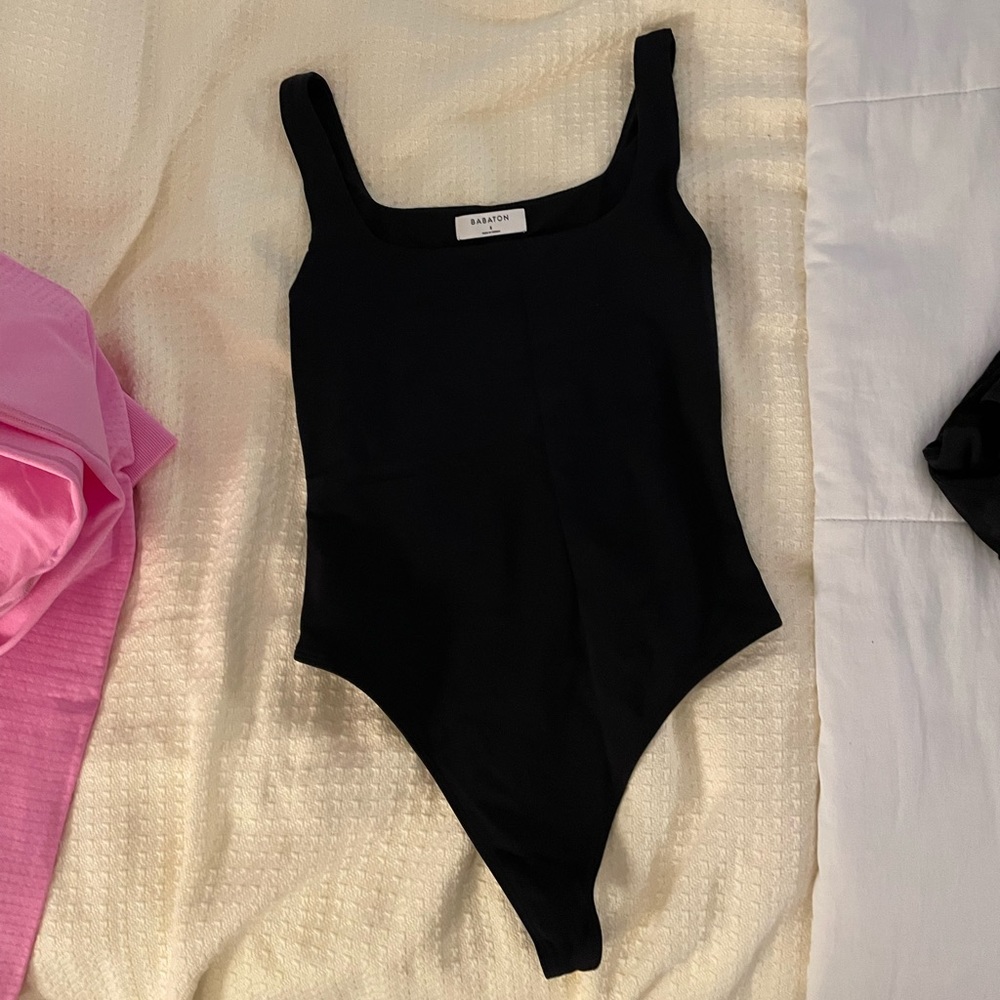 SOLD Aritzia Babaton Contour Squareneck Bodysuit